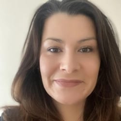 andra-santiesteban